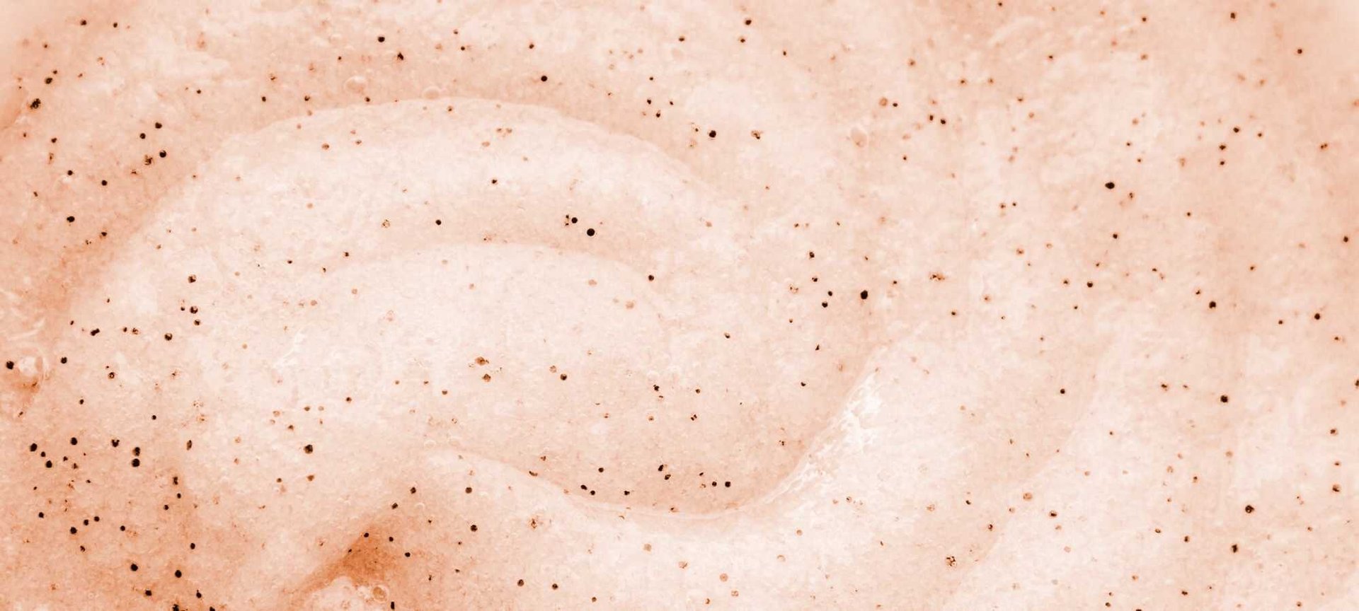Everything You Need To Know About Plumping And Revolumising Creams